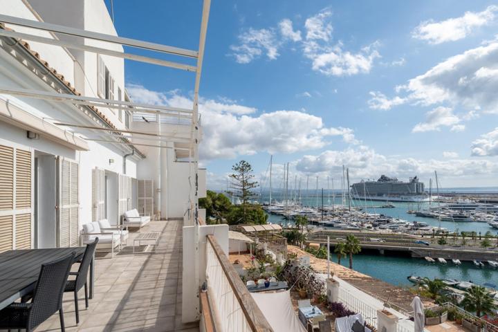 Espectacular piso con vistas al mar en Puerto de Palma photo 0