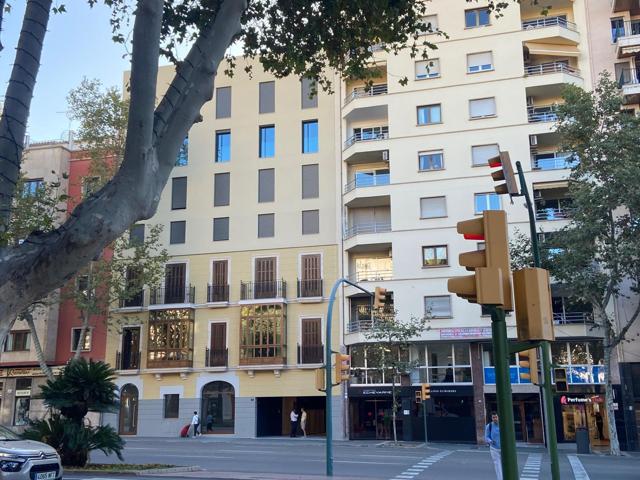 Se alquila exclusivo piso a estrenar en pleno centro de Palma photo 0