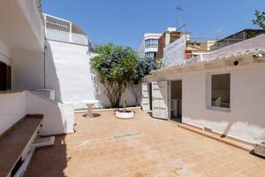 PLANTA BAJA CON APARTAMENTO INDEPENDIENTE, TERRAZA Y GRAN GARAJE EN 'SON ESPANYOLET (Sta.Catalina) photo 0