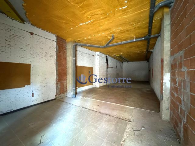 Casa En venta en Calle Navia, Ciudad Naranco-Vallobín-La Florida, Oviedo photo 0