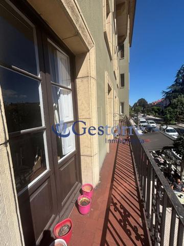 Casa En venta en Calle Arzobispo Guisasola, 32, Centro-Casco Histórico, Oviedo photo 0