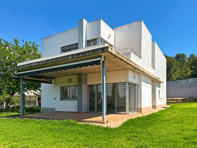 🏡 Exclusivo Chalet de Lujo en Urbanización La Coma – Borriol photo 0