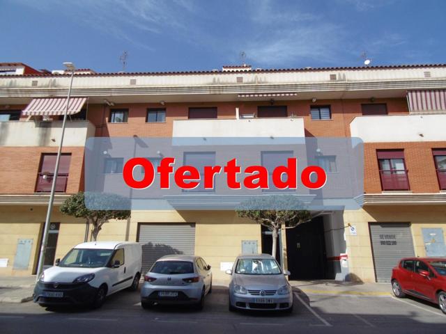 ¡Piso en Almazora con Ascensor en Excelente Zona! (En proceso de oferta) photo 0