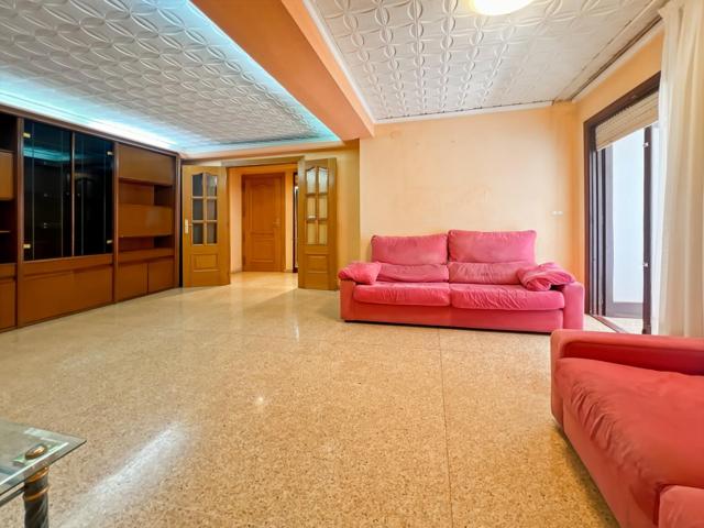PISO DE 4 HABITACIONES EN AVENIDA VALENCIA photo 0