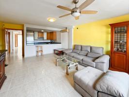 PISO CON PARKING Y PISCINA photo 0
