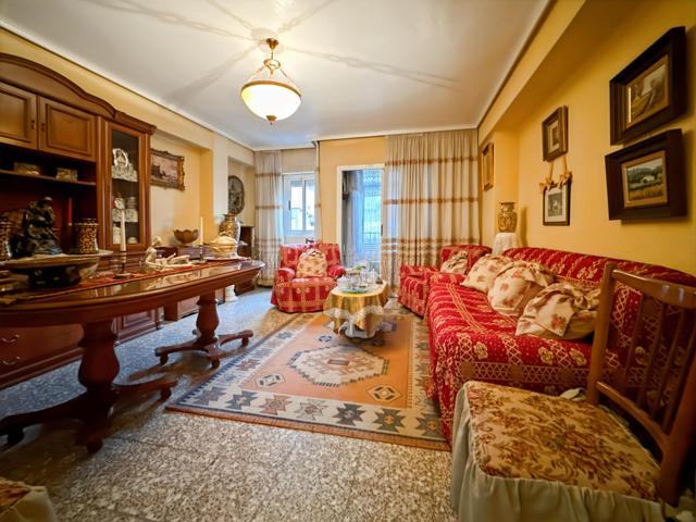 PISO, ESQUINERO CON VARIOS BALCONES photo 0