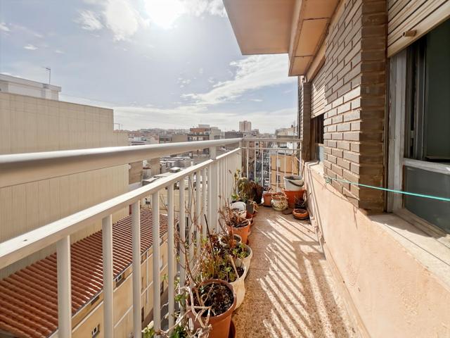 PISO DE CUATRO HABITACIONES photo 0