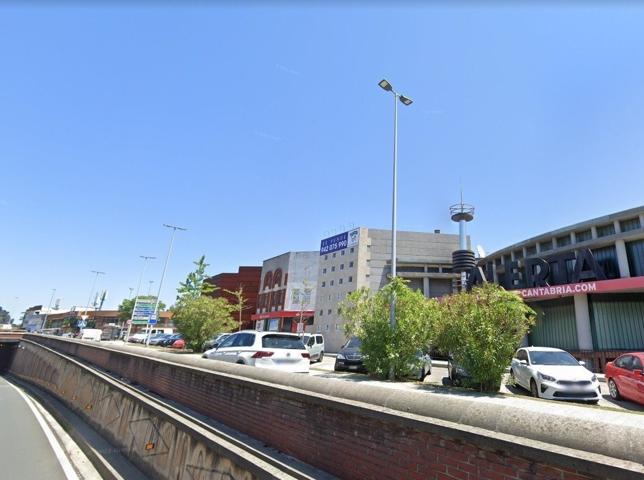 Edificio en Peñacastillo destinado a oficinas u otros usos comerciales. photo 0