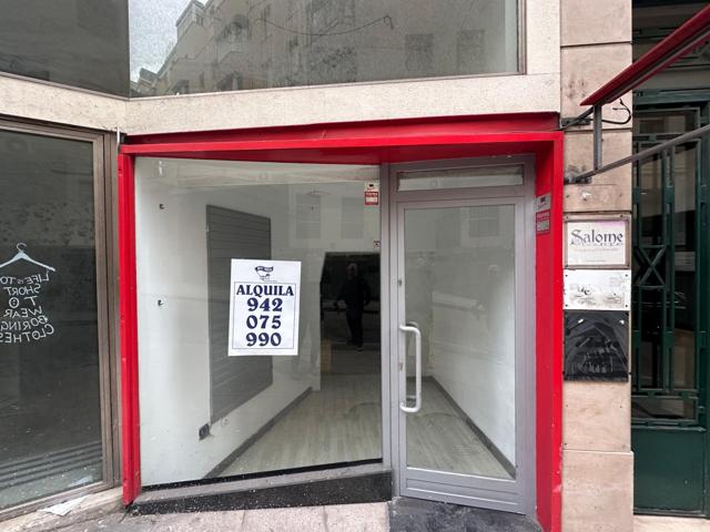 Local comercial con gran visibilidad en Santander photo 0