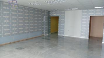 LOCAL COMERCIAL EN ZONA DE LAS CANTERRAS photo 0