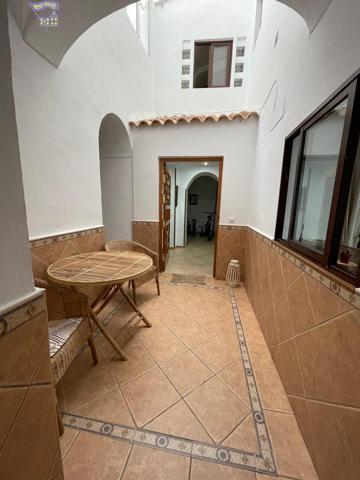 SE VENDE CASA EN ZONA DEL BARRIO BAJO photo 0