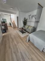SE VENDE CASA INDEPENDIENTE EN ZONA CERCANO A CENTRO photo 0
