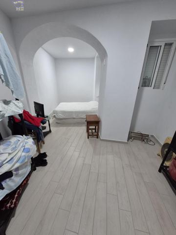 SE VENDE 2 APARTAMENTOS EN ZONA CASCO ANTIGUO photo 0