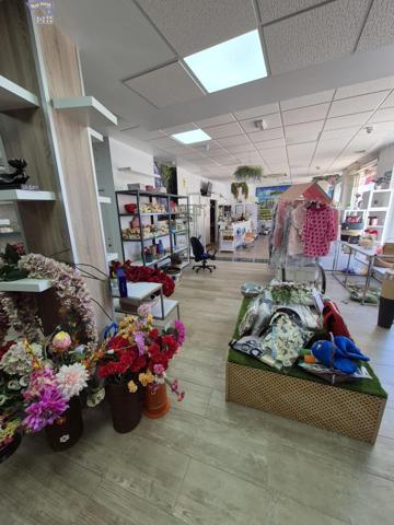 SE VENDE UN LOCAL COMERCIAL EN ZONA DEL PORTICHUELO photo 0