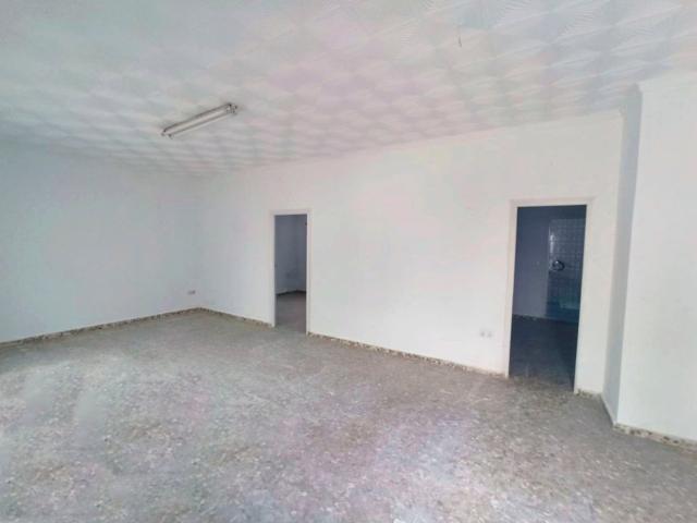 LOCAL COMERCIAL - ZONA CENTRO photo 0