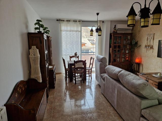 Se vende amplio piso en Archena photo 0