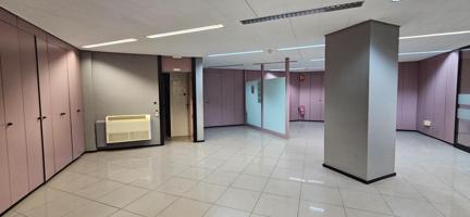 SE VENDE LOCAL EN GRAN VIA (MURCIA) photo 0