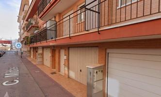 SE VENDE ADOSADO EN LOS GARRES photo 0