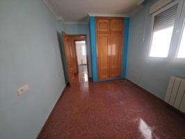 SE VENDE ESTUPENDO PISO EN YECLA photo 0