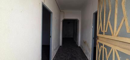 SE VENDE CASA UNIFAMILIAR EN LA HOYA DEL CAMPO photo 0