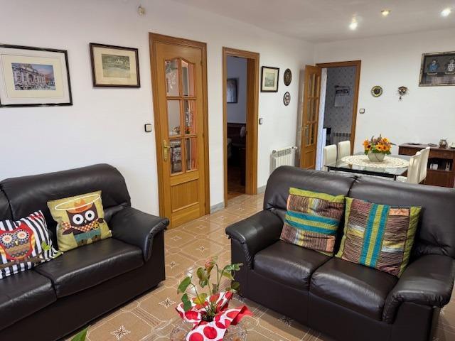 CASA DE PUEBLO IDEAL PARA 2 FAMILIAS EN EL CENTRO DEL PUEBLO photo 0