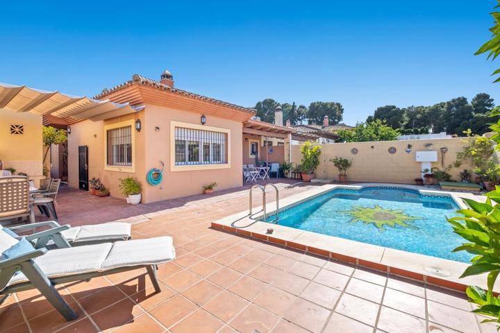 Impecable Chalet pareado de 3 dormitorios con piscina propia en Cerralba, Pizarra. photo 0