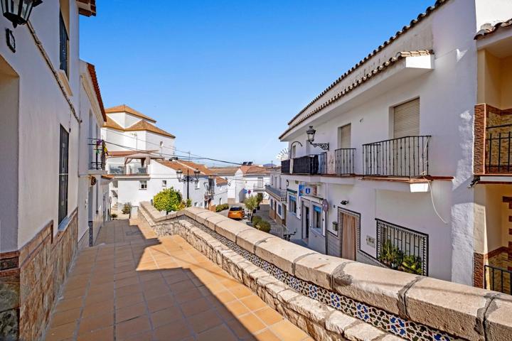 Vivienda en planta baja de 2 dormitorios totalmente reformada photo 0