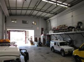 se vende Nave industrial en el polígono La alameda  en Málaga photo 0