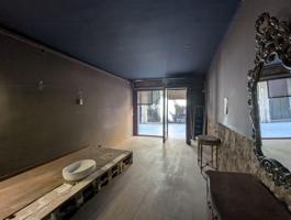 Local en alquiler en Les Corts. photo 0