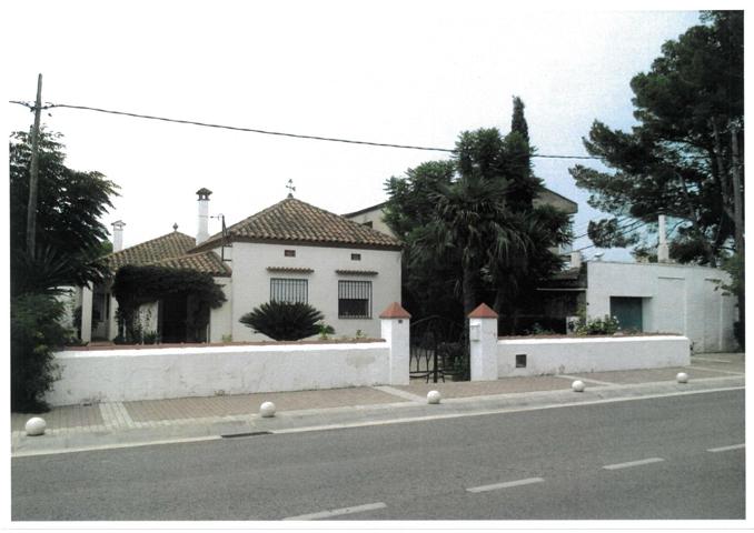 Casa con finca de 2.350 m2 en Santa Bárbara ( Tarragona) photo 0