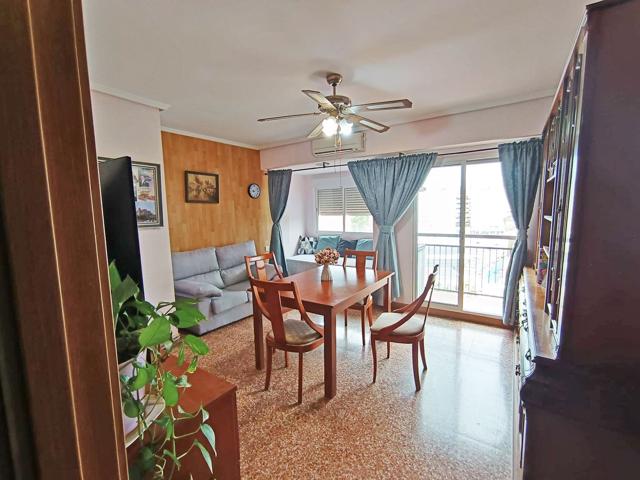 Piso En venta en Calle De Planas, Quatre Carreres, València photo 0