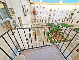 Piso En alquiler en Calle De Montant, Poblats Marítims, València photo 0