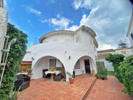 Unifamiliar Pareada En venta en Avenida Nord, Mareny Blau, Sueca photo 0