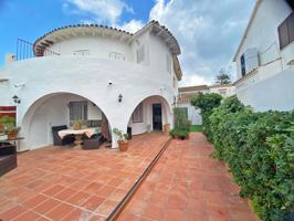 Unifamiliar Pareada En venta en Avenida Nord, Mareny Blau, Sueca photo 0