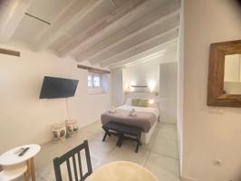 Loft En alquiler en Calle De La Conquesta, Ciutat Vella, València photo 0