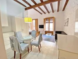 Loft En alquiler en Calle De La Corretgeria, Ciutat Vella, València photo 0
