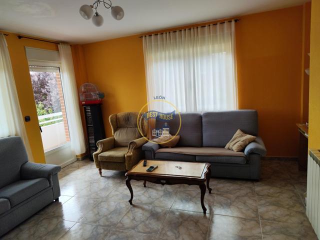 Casa con terreno en Corbillos de la Sobarriba. photo 0