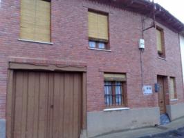 Casa de pueblo para reformar en Villamoros de Mansilla. photo 0