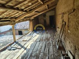 Casa para reformar en Fontecha (ayuntamiento de Valdevimbre). photo 0