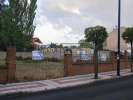 Solar urbano a la venta en San andrés del Rabanedo. photo 0