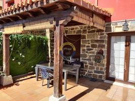 Chalet adosado a la venta en Sariegos. photo 0