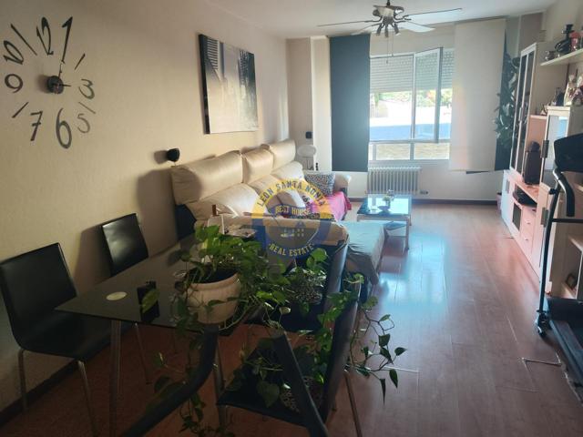 Apartamento en venta en Trobajo del Camino. photo 0