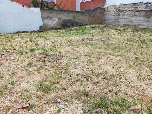 Terrero urbano a la venta en zona Mariano Andrés. photo 0