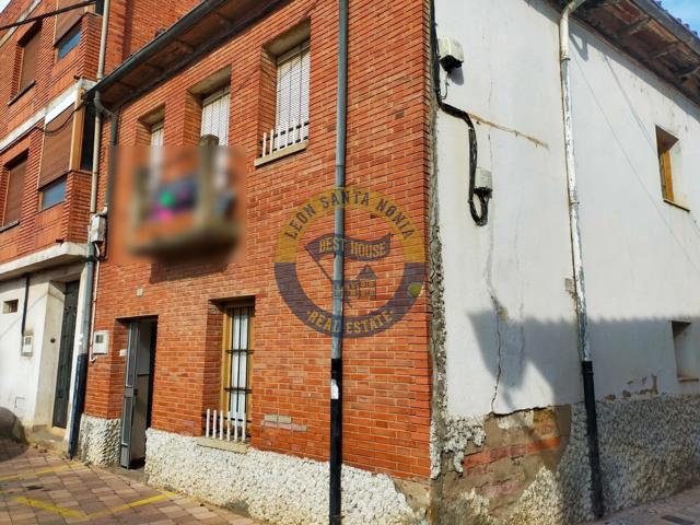 Casa la venta en Mansilla de las Mulas. photo 0