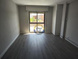 Apartamento a la venta en zona Antibióticos. photo 0