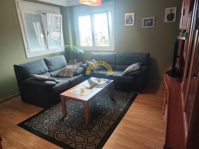 Apartamento a la venta en Trobajo del Camino. photo 0