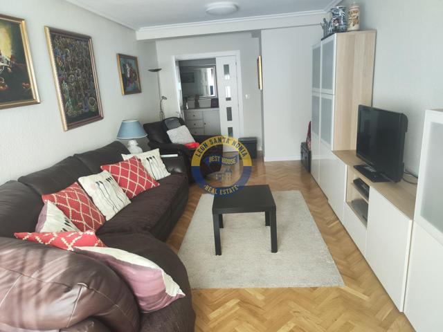 Piso en venta en Santa Ana. photo 0