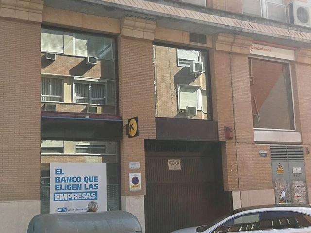 Parking En venta en Luis Montoto - Santa Justa, Sevilla photo 0