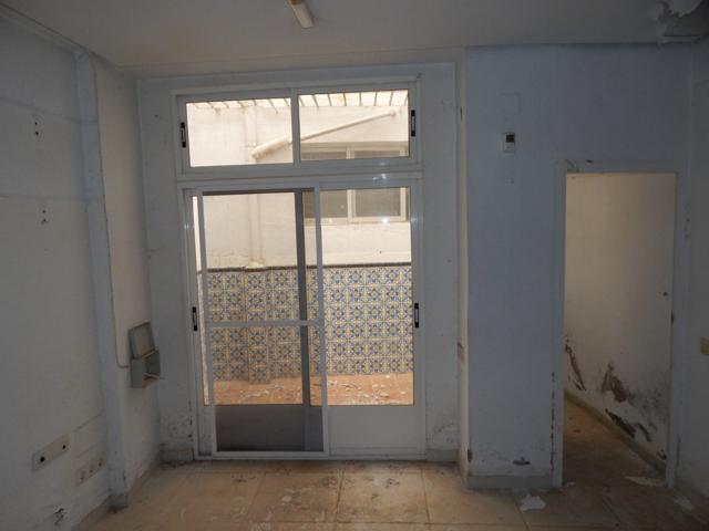 OPORTUNIDAD DE VENTA PLANTA BAJA EN ZONA CENTRO DE ONTINYENT!!! photo 0