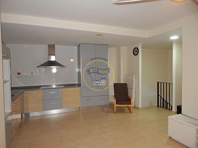 BONITO DUPLEX CON PISCINA EN COCENTAINA. photo 0